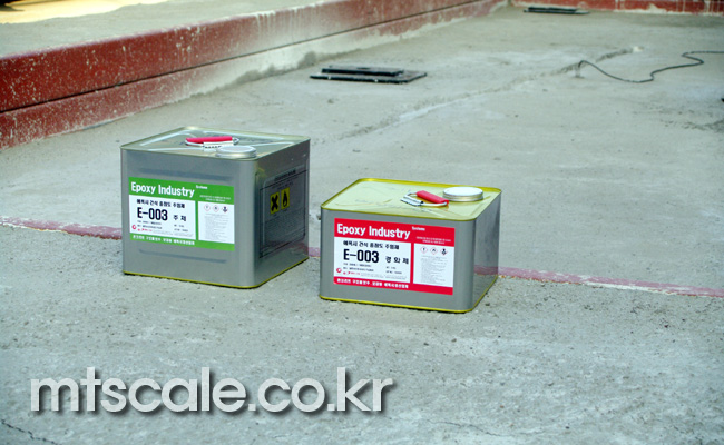 트럭스케일 기초공사 · Base plate Grouting