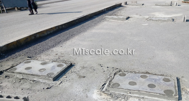 트럭스케일 설치 실적 모음 · BASE PLATE GROUT